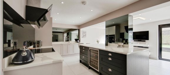 3 Schlafzimmer Haus in Sittingbourne, United Kingdom, Nr. 10672 2