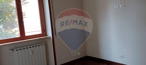 Apartamento de 4 dormitorios en Rome, Italy No. 89289 10