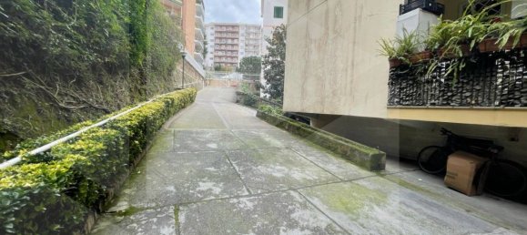 4 rooms Apartment in Naples, Italy No. 21243 4