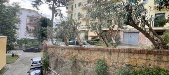 4 rooms Apartment in Naples, Italy No. 21243 33