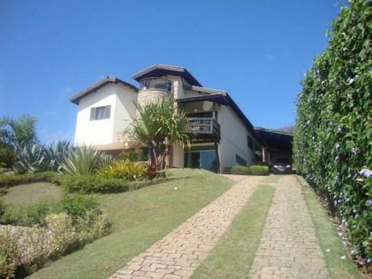 Дом с 5 спальнями в Сан-Паулу, Бразилия № 587100