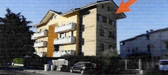Apartamento de 5 divisões em Limbiate, Italy N.º 4090 21