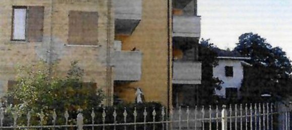 Apartamento de 5 divisões em Limbiate, Italy N.º 4090 22