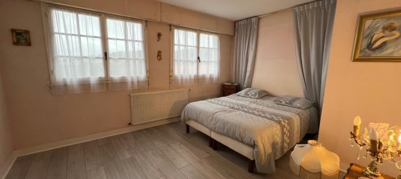 4 bedrooms House in Chateau-Thierry, France No. 80521 5