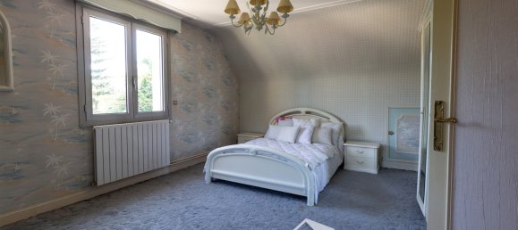 5 bedrooms House in Vaux-sur-Seine, France No. 297221 13