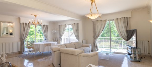 5 bedrooms House in Vaux-sur-Seine, France No. 297221 2