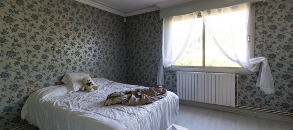 5 bedrooms House in Vaux-sur-Seine, France No. 297221 10