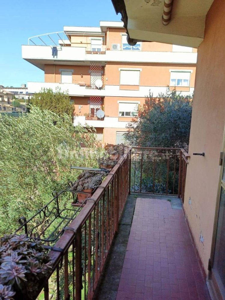 2 bedrooms Apartment in Ronciglione, Italy No. 73553