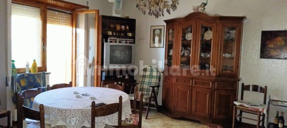 2 bedrooms Apartment in Ronciglione, Italy No. 73553 2