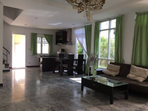 3 bedrooms Cafe / restaurant in Pattaya, Thailand No. 1125