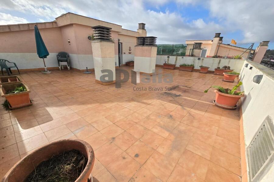 2 غرف نوم منزل ذو طابقين في Lloret de Mar, Spain رقم 112020