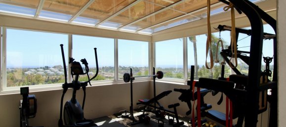 4 bedrooms Villa in Malaga, Spain No. 42430 24