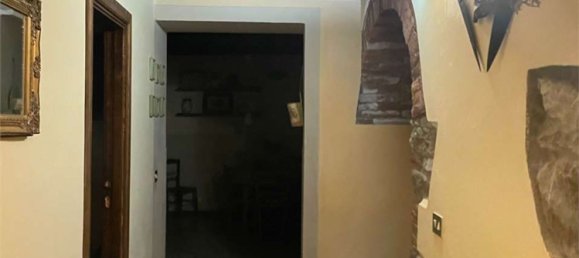 5 rooms Apartment in Castiglion Fiorentino, Italy No. 92324 8