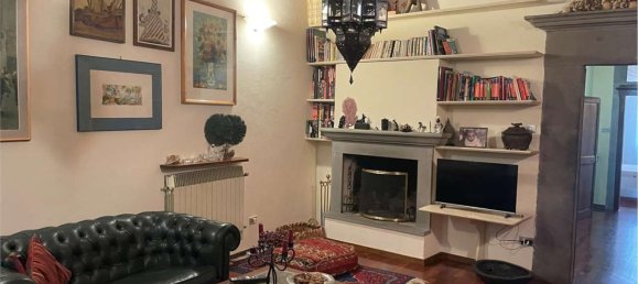 5 rooms Apartment in Castiglion Fiorentino, Italy No. 92324 19
