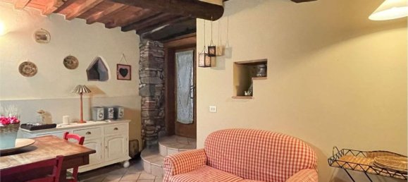 5 rooms Apartment in Castiglion Fiorentino, Italy No. 92324 12
