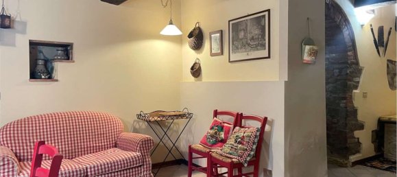 5 rooms Apartment in Castiglion Fiorentino, Italy No. 92324 13