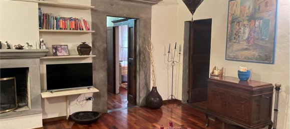 5 rooms Apartment in Castiglion Fiorentino, Italy No. 92324 21