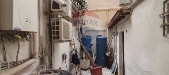 Oficina de 5 habitaciónes en Palermo, Italy No. 364464 4