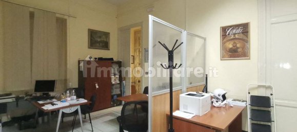 Oficina de 5 habitaciónes en Palermo, Italy No. 364464 8