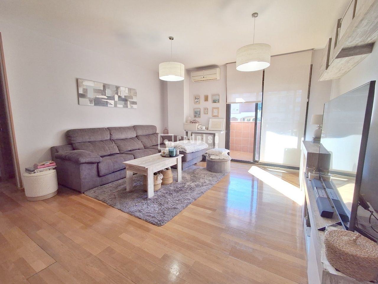 Apartamento de 2 dormitorios en Alcorcón, Spain No. 144024