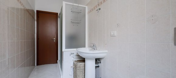 3 rooms Apartment in Milan, Italy No. 336897 38