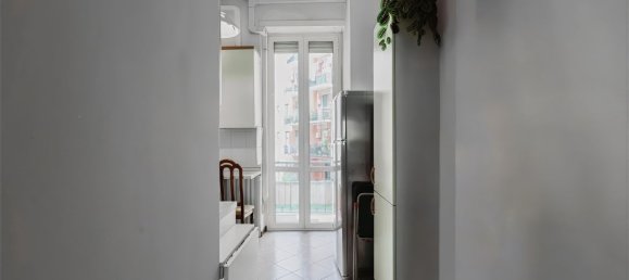 3 rooms Apartment in Milan, Italy No. 336897 16