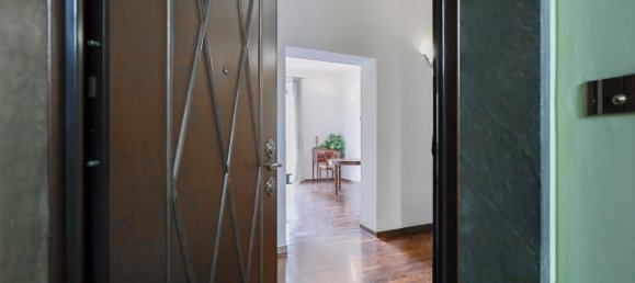 3 rooms Apartment in Milan, Italy No. 336897 3