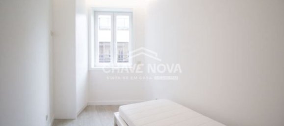 3 bedrooms Apartment in Porto, Portugal No. 53434 8