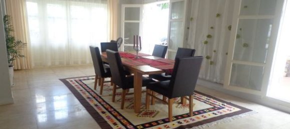 4 bedrooms Villa in Tay Ho, Vietnam No. 6320 9