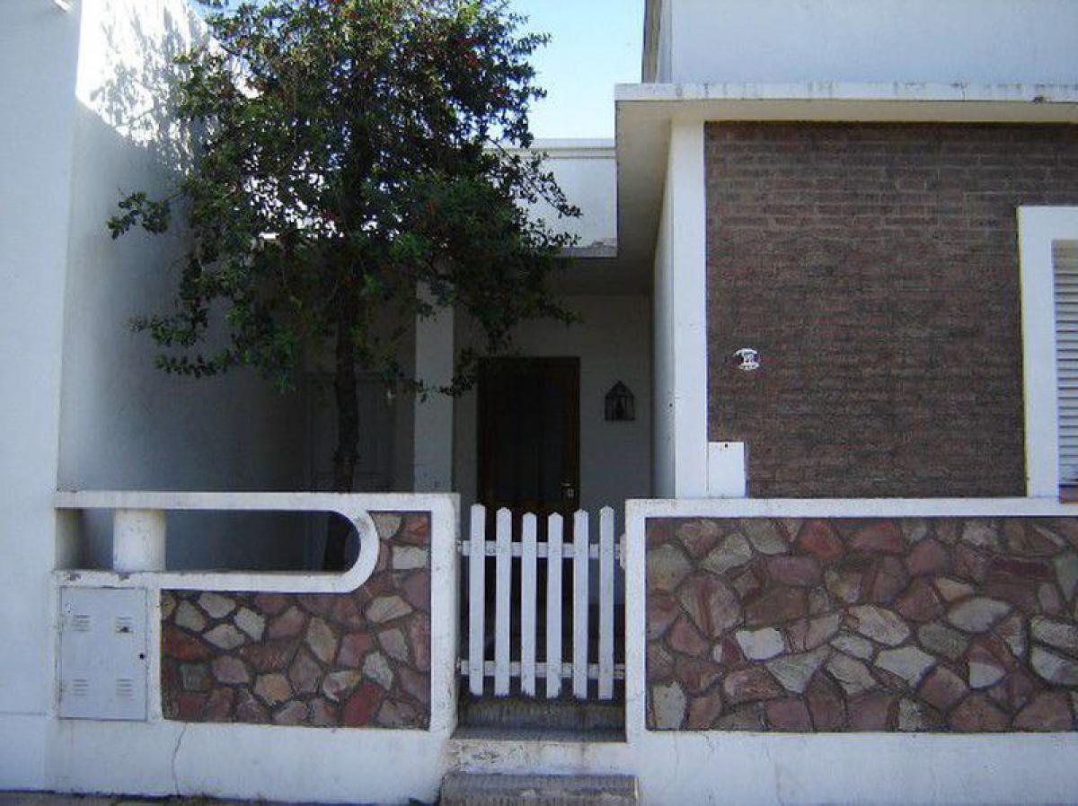 2 غرف نوم منزل في Coronel Suarez, Argentina رقم 57257