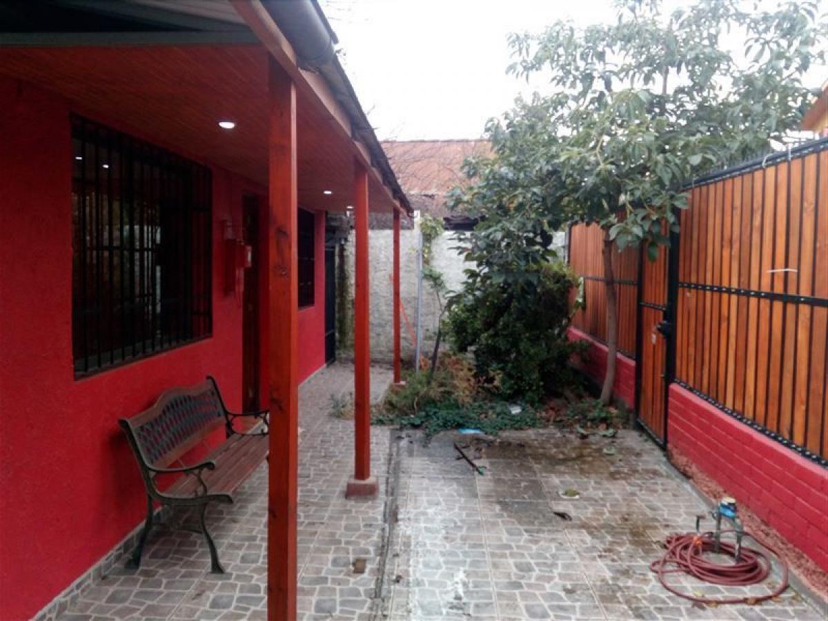 4 bedrooms House in Santiago, Chile No. 4050