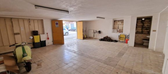 7 rooms Apartment in San Nicandro Garganico, Italy No. 120955 21