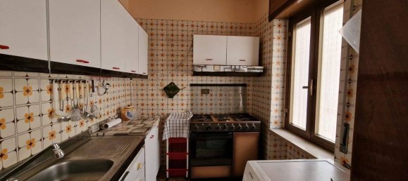 7 rooms Apartment in San Nicandro Garganico, Italy No. 120955 6