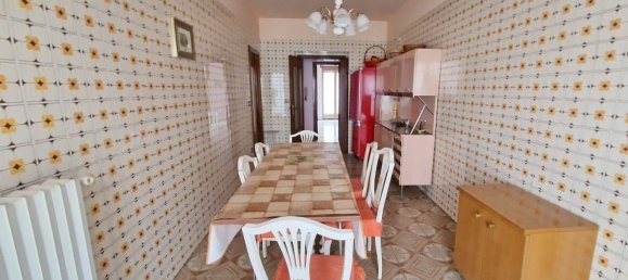7 rooms Apartment in San Nicandro Garganico, Italy No. 120955 5