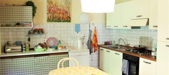 1000m² Building in Calcinaia, Italy No. 119319 4