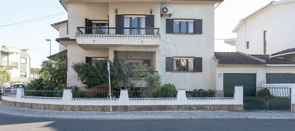 5 bedrooms House in Oeiras, Portugal No. 42480 2