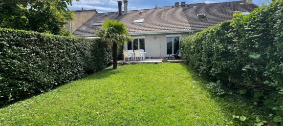 3 bedrooms House in Marly-la-Ville, France No. 298947 10