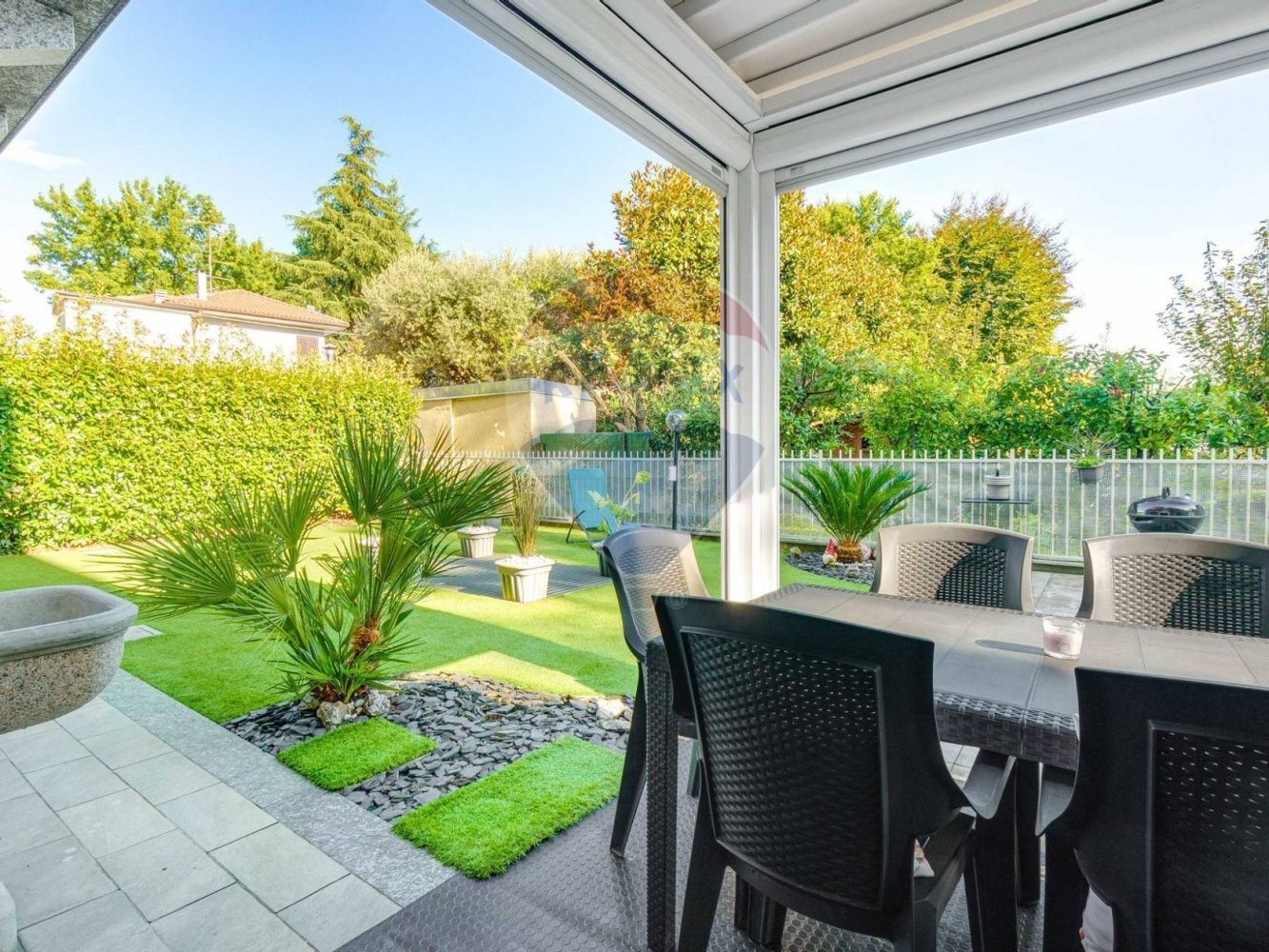 Квартира с 2 спальнями в Каронно Пертузелла, Италия № 392758