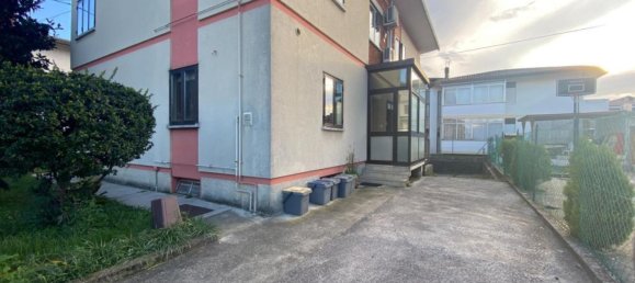 5 chambres Maison à Udine, Italy No. 322295 8