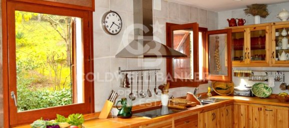 4 bedrooms House in Castellvi de Rosanes, Spain No. 82423 11