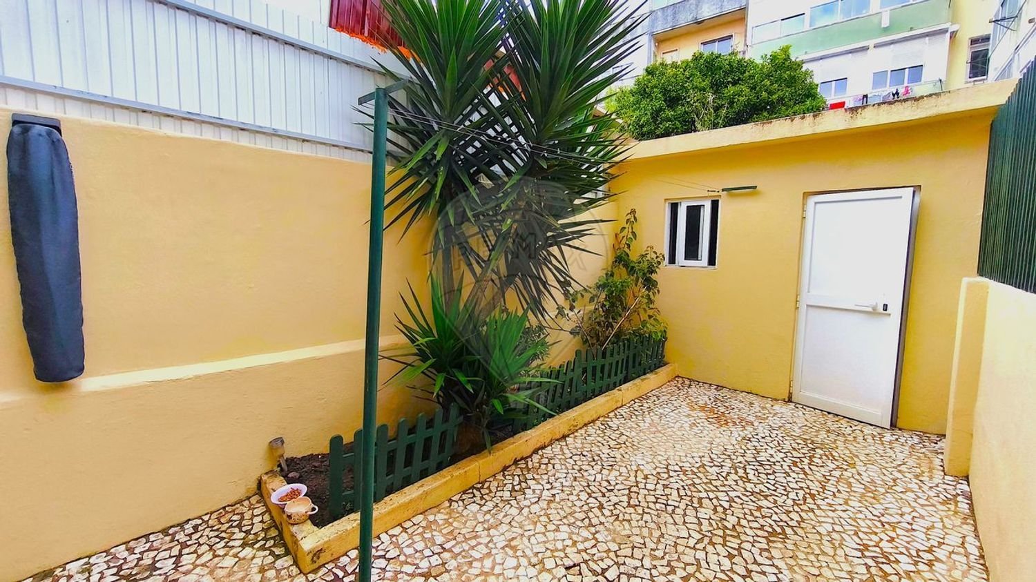 3 bedrooms House in Amadora, Portugal No. 314943