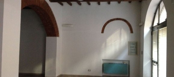 100m² Commercial property in Cremona, Italy No. 334527 5