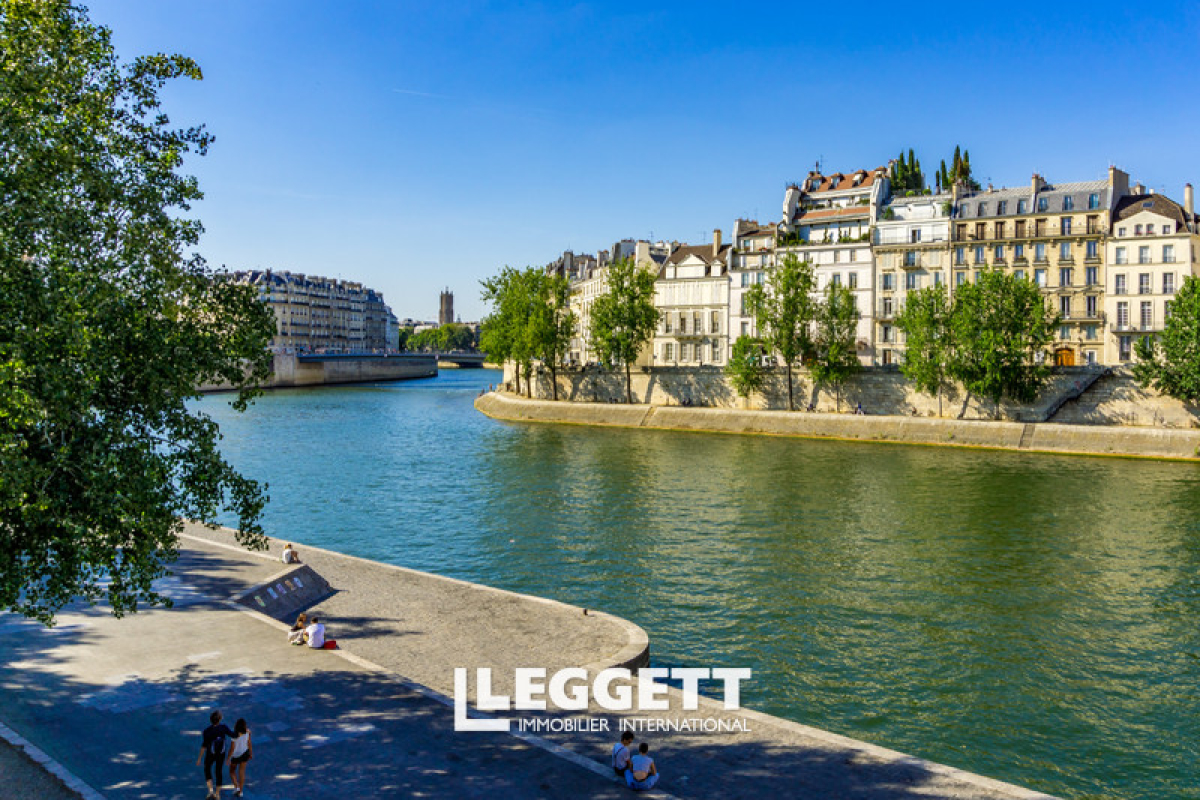 3-salle Appartement à Paris, France No. 342821