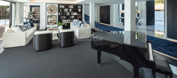 5 bedrooms Villa in Marbella, Spain No. 110341 27