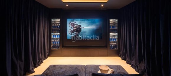 5 bedrooms Villa in Marbella, Spain No. 110341 22