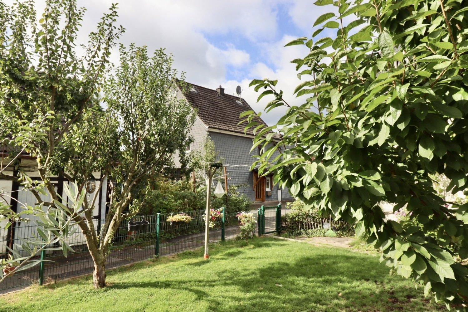 Casa de 4 divisões em Solingen, Germany N.º 282605