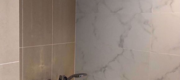 2 Schlafzimmer Eigentumswohnung in Huai Khwang, Thailand, Nr. 9910 9