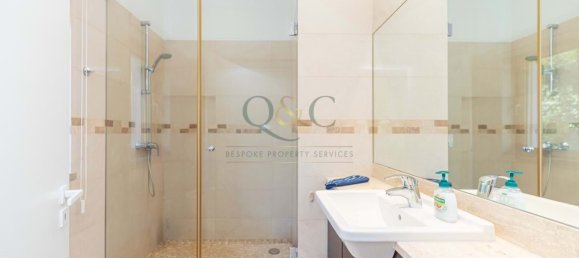 5 bedrooms Villa in Faro, Portugal No. 126237 2