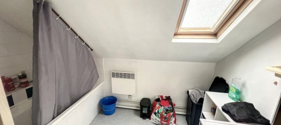 Estudio en Tours, France No. 59205 4