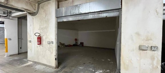 Garaje en Brindisi, Italy 38 m² No. 303655 5